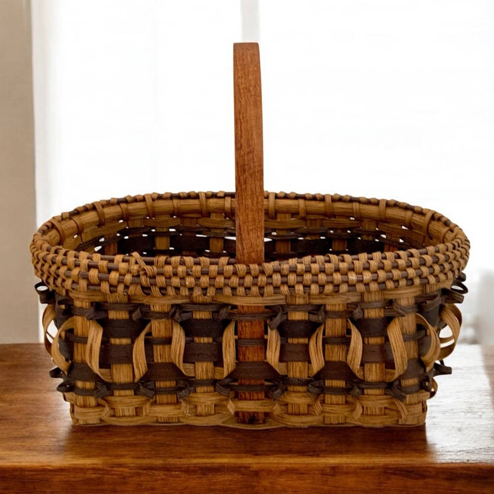 Artisan Crafted Curly Split Oak Gathering Basket With Handle By Pat Welborn 1995